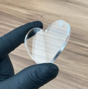Base Acrílica Formato de Coração 4cm Com 10 Unidades