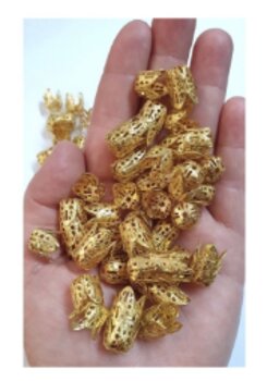 Mini Coroas em Plástico Douradas